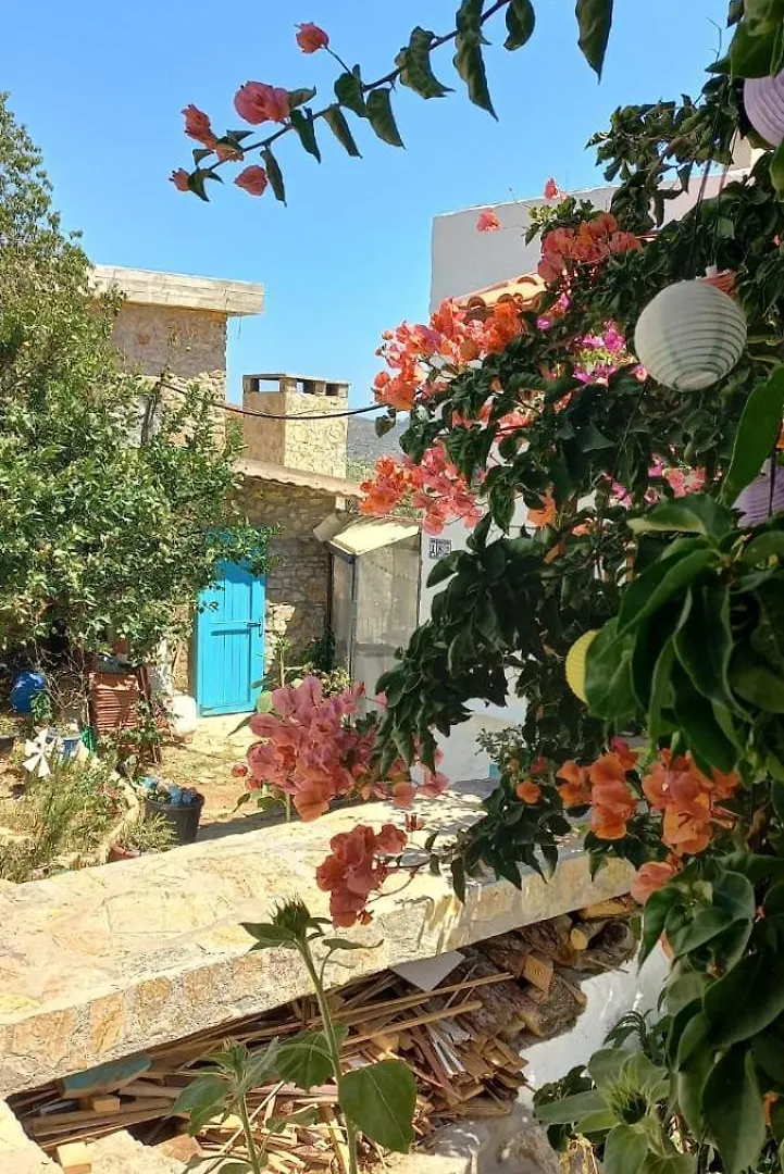 Guenes Butik Otel Datca Cumali