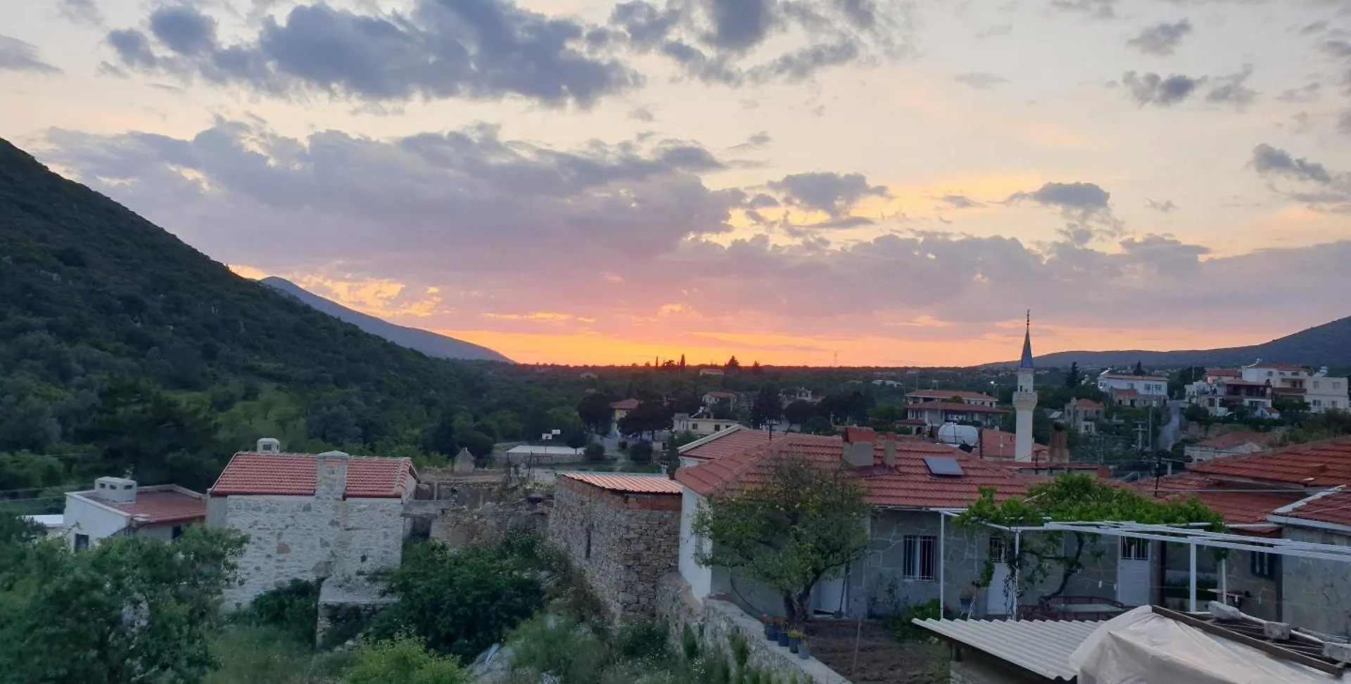 Guenes Butik Otel Datca Cumali